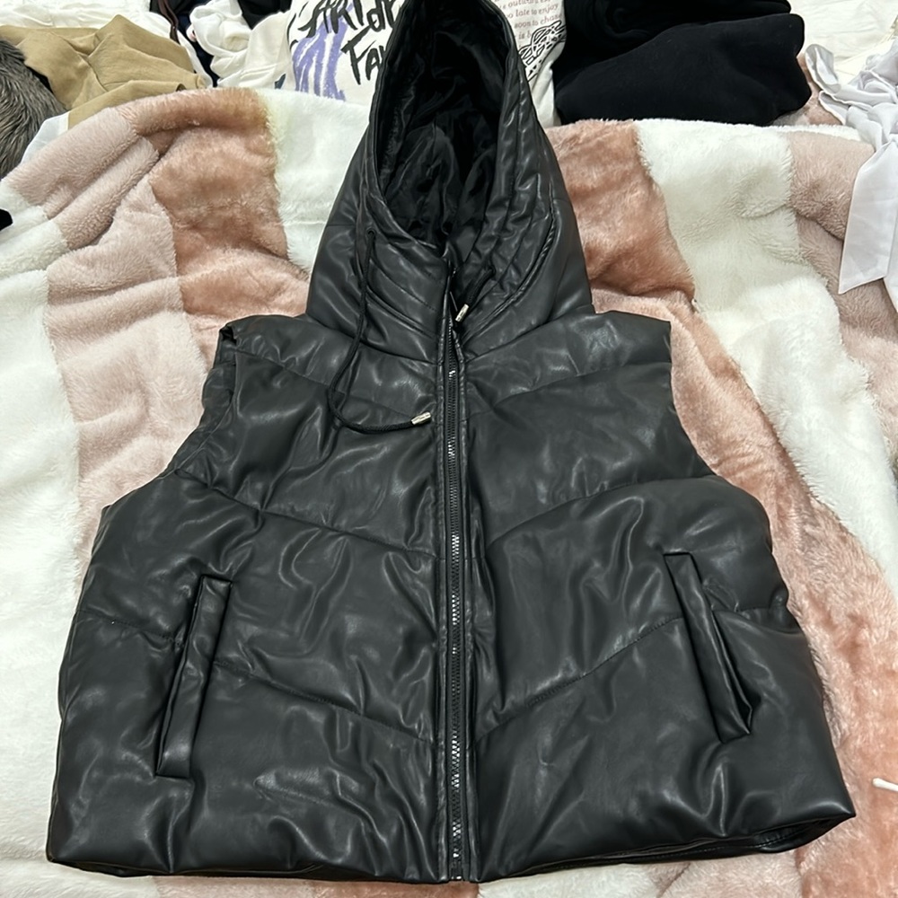 PLT faux leather puffer vest with hood- worn once size M